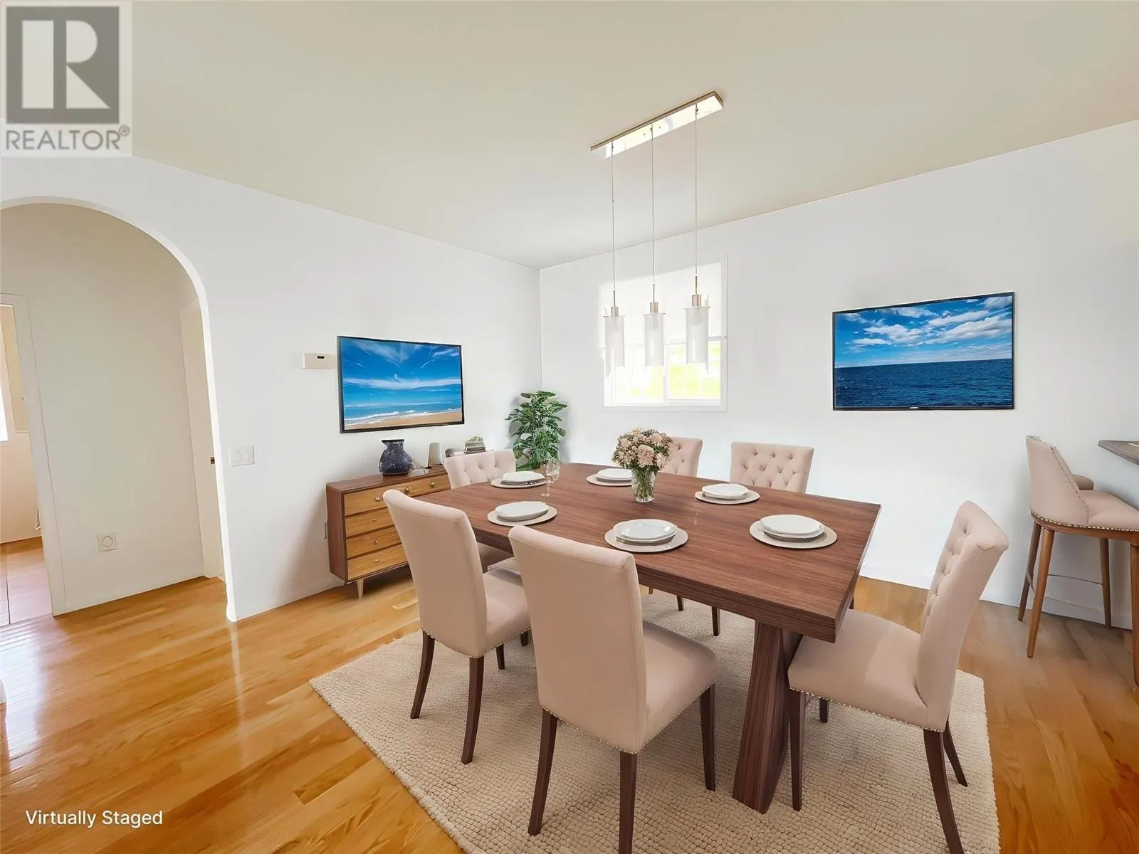 3765 Lornell Crescent