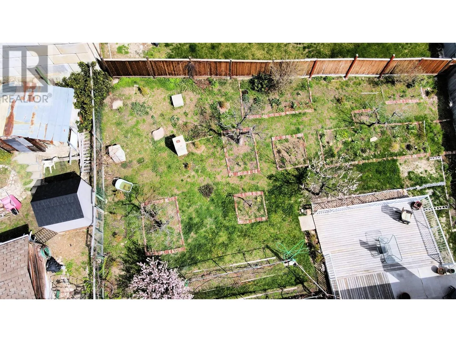 3765 Lornell Crescent