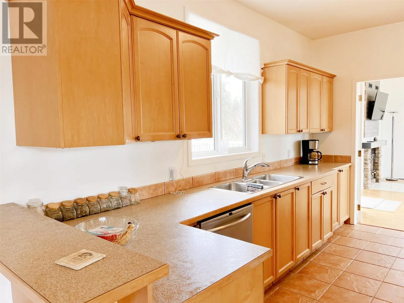 3765 Lornell Crescent