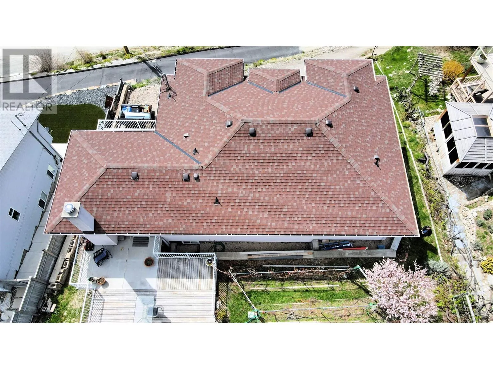 3765 Lornell Crescent
