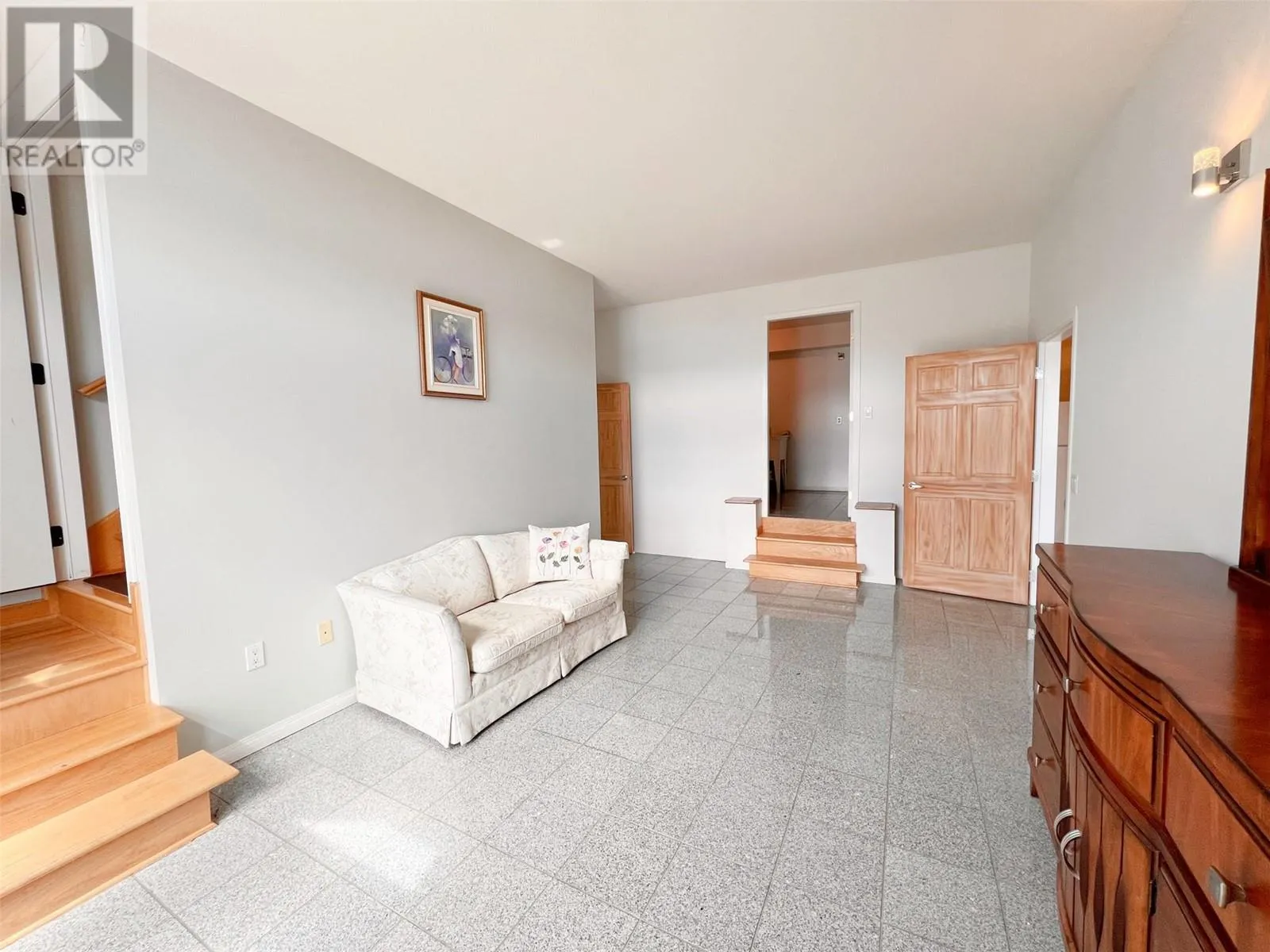 3765 Lornell Crescent