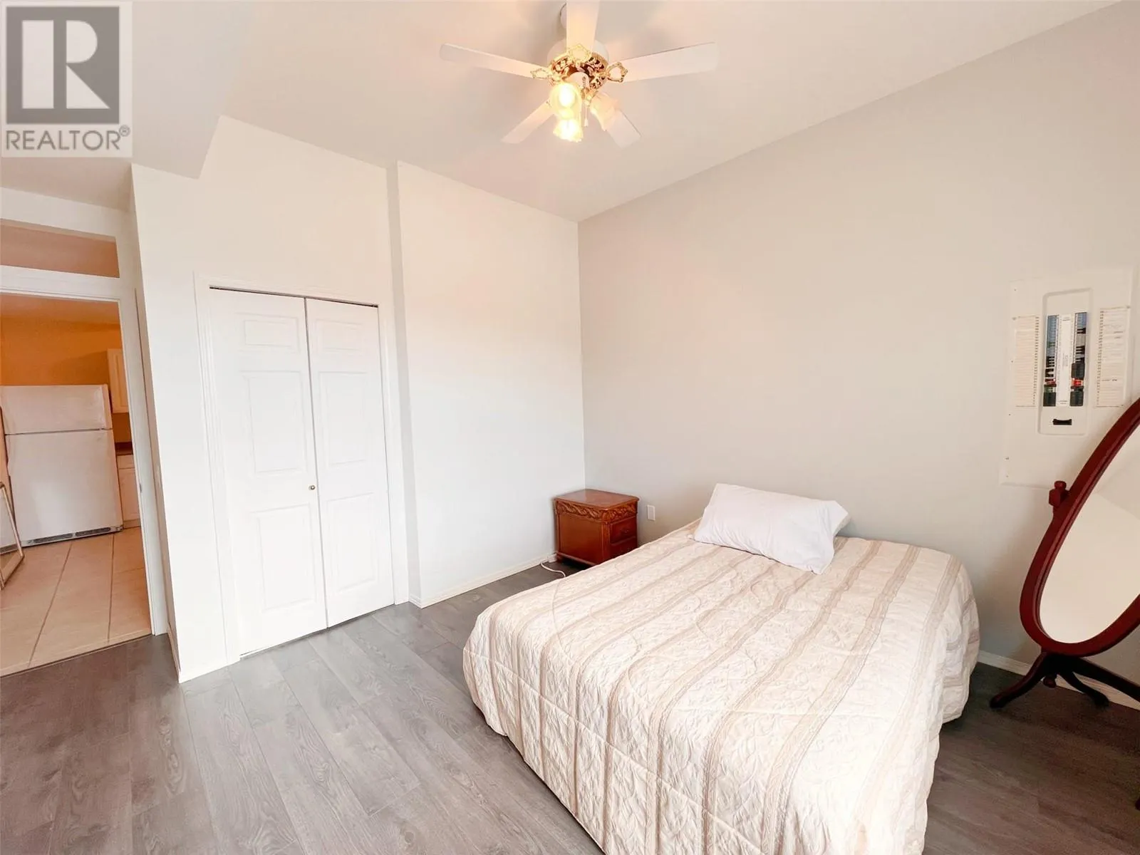 3765 Lornell Crescent