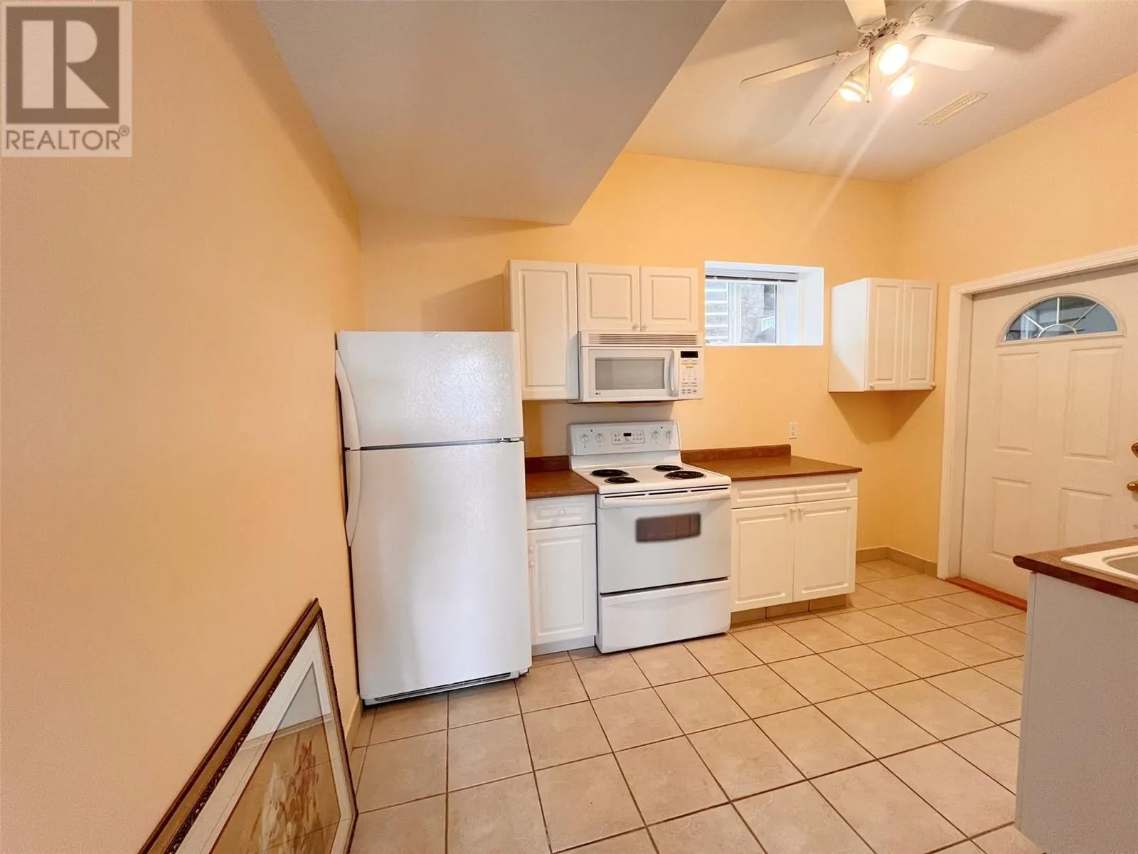 3765 Lornell Crescent