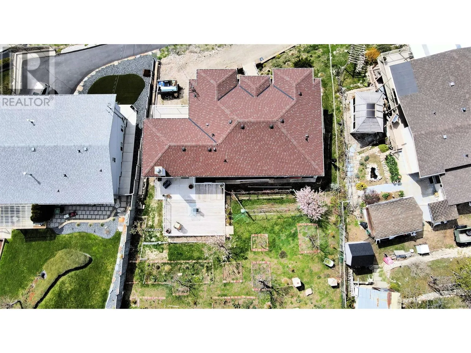 3765 Lornell Crescent
