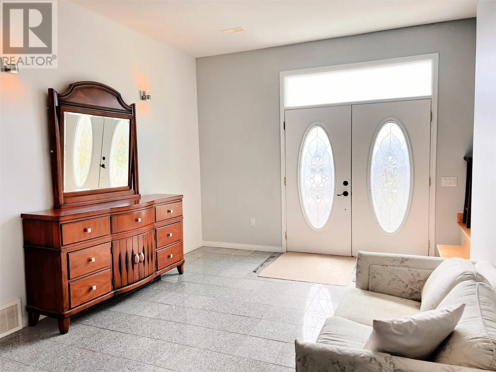3765 Lornell Crescent