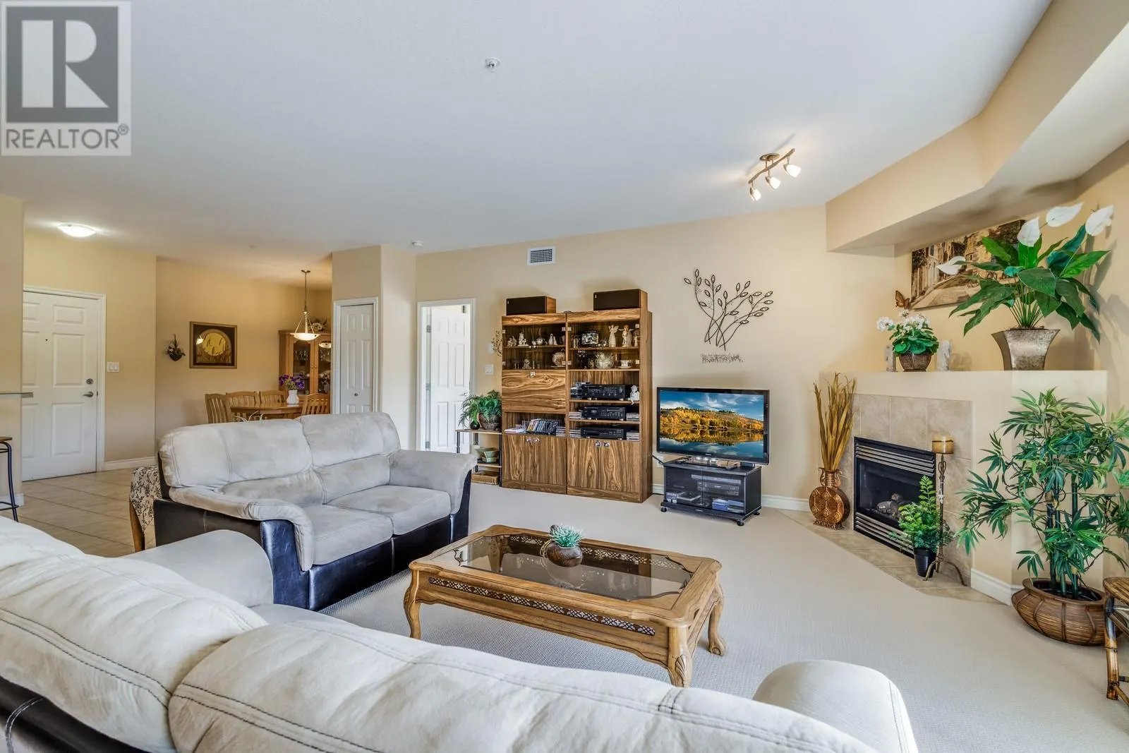 1961 Durnin Road Unit# 306