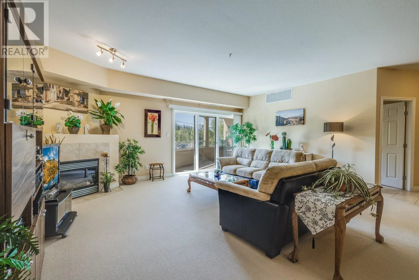 1961 Durnin Road Unit# 306