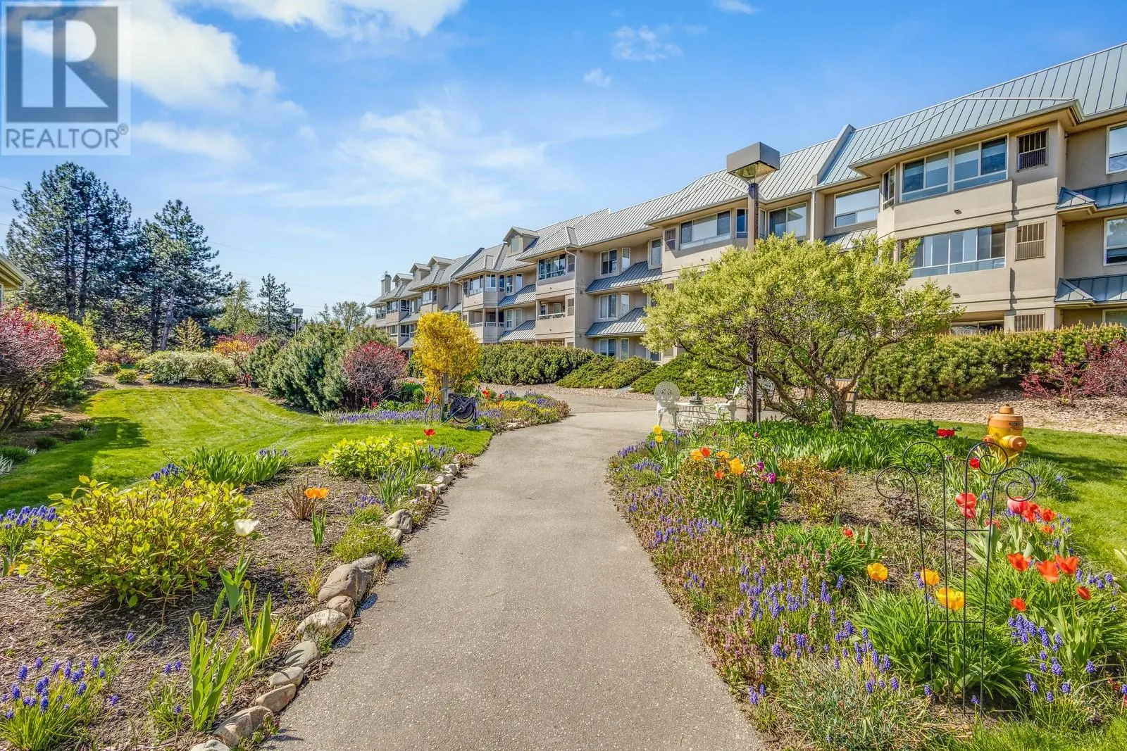 1961 Durnin Road Unit# 306