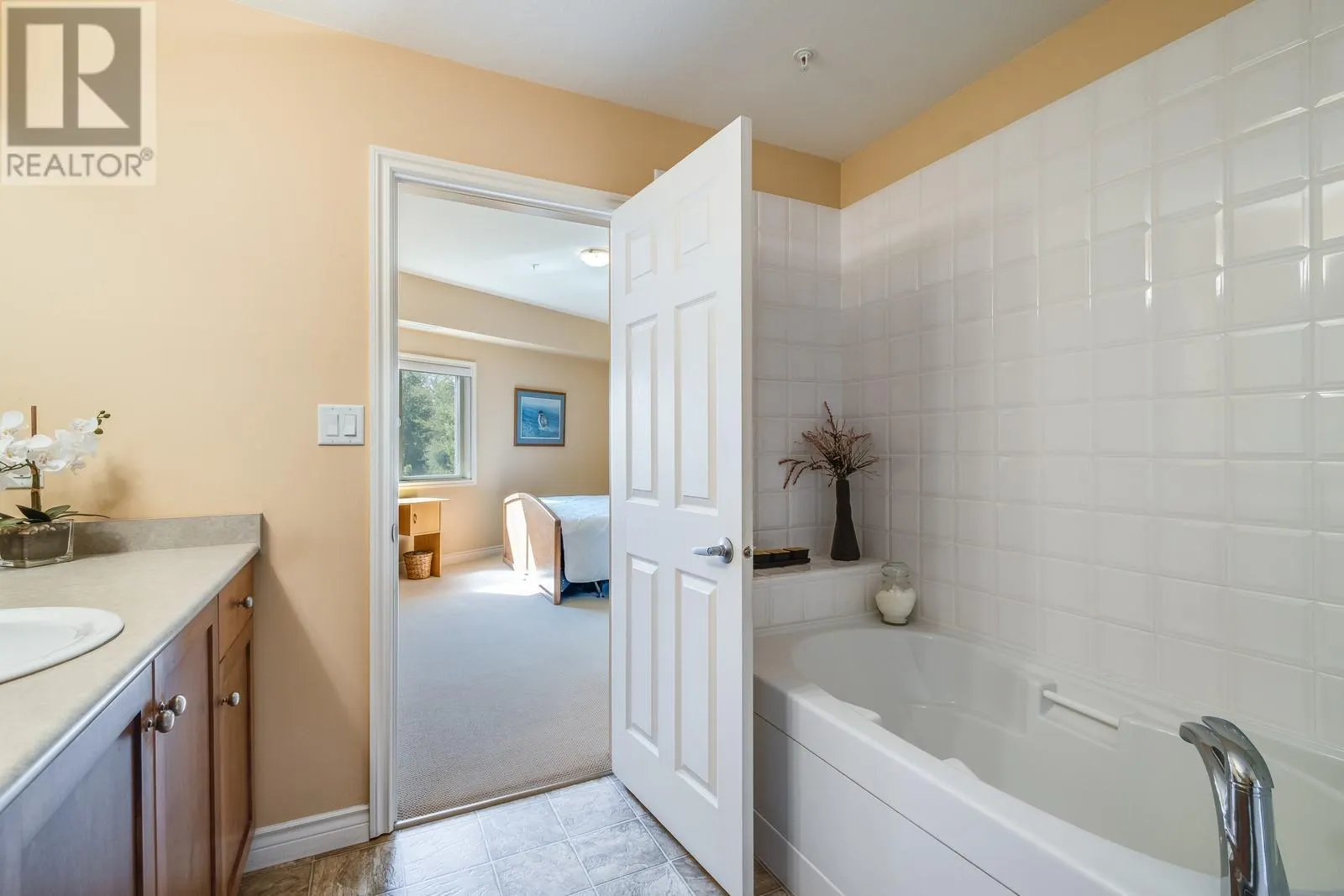 1961 Durnin Road Unit# 306