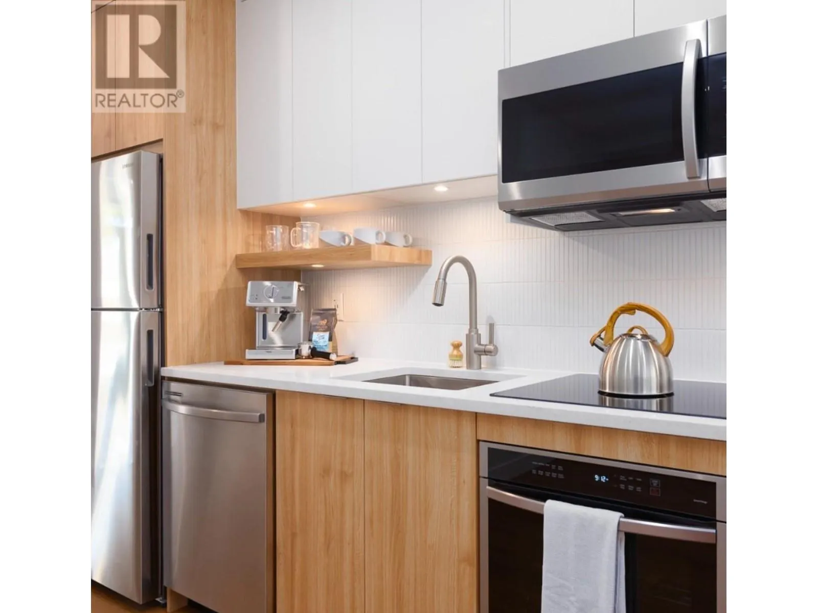 1280 Sutherland Avenue Unit# 413
