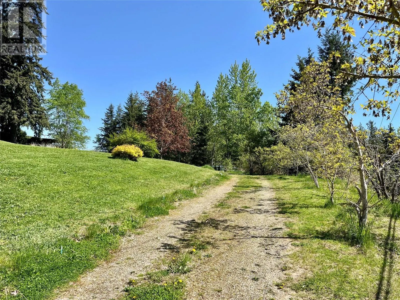 2030 Solsqua - Sicamous Road