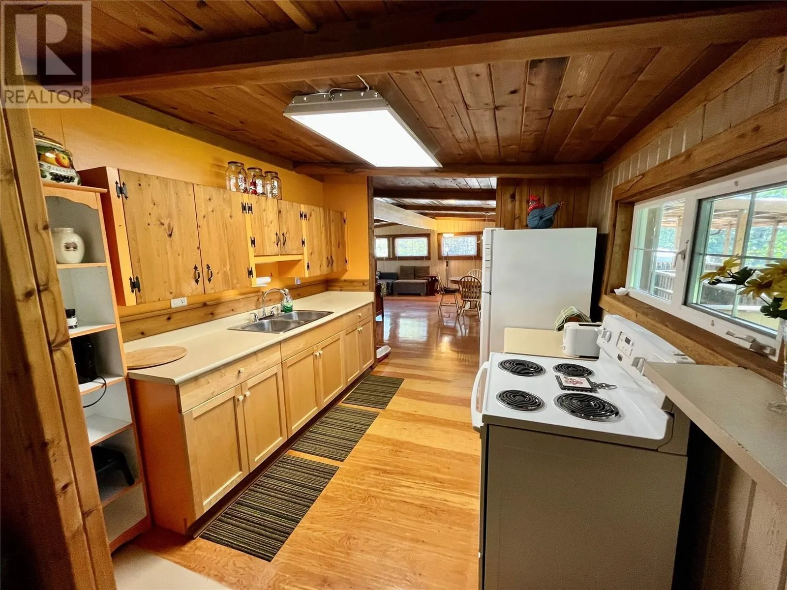 2030 Solsqua - Sicamous Road