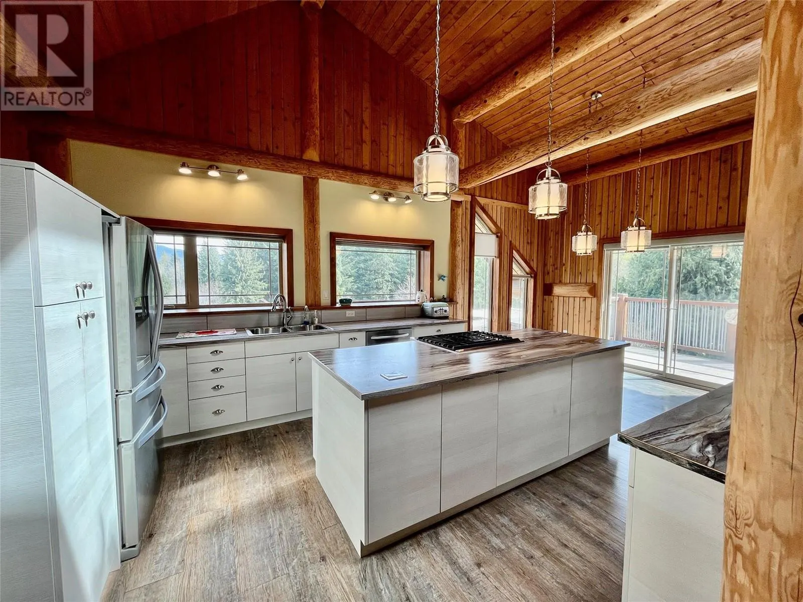 2030 Solsqua - Sicamous Road