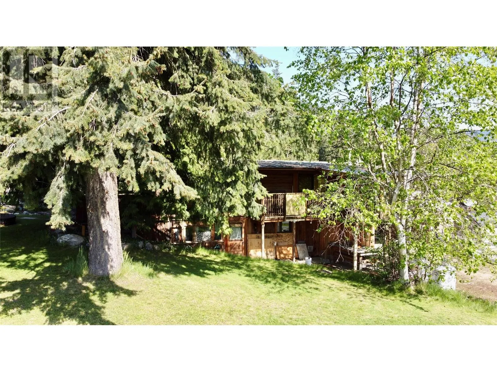 2030 Solsqua - Sicamous Road