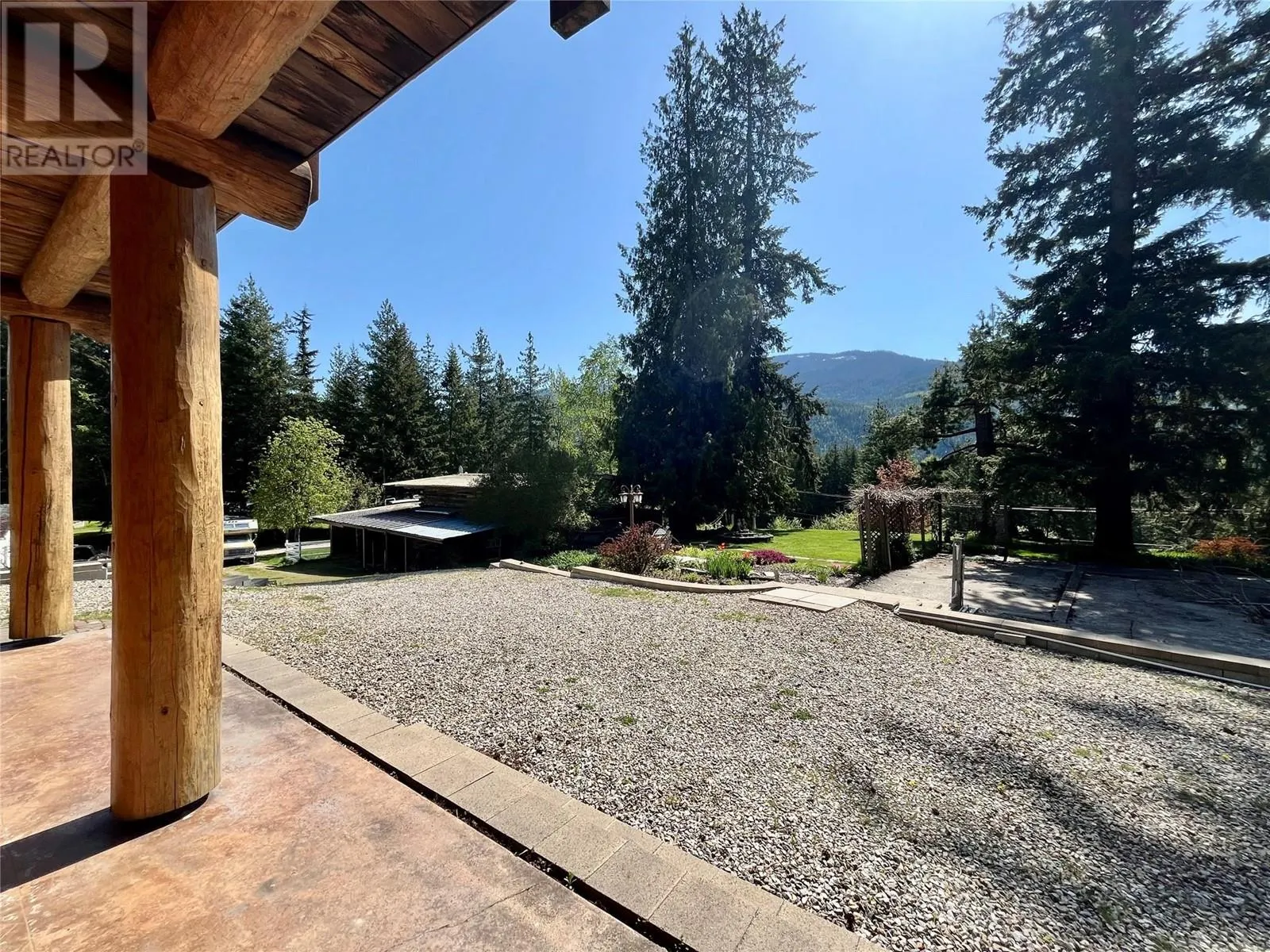 2030 Solsqua - Sicamous Road