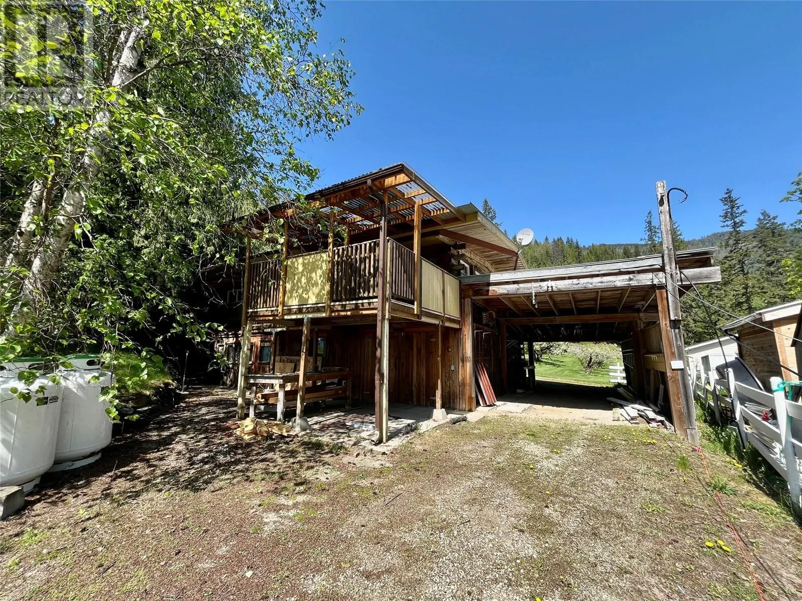 2030 Solsqua - Sicamous Road