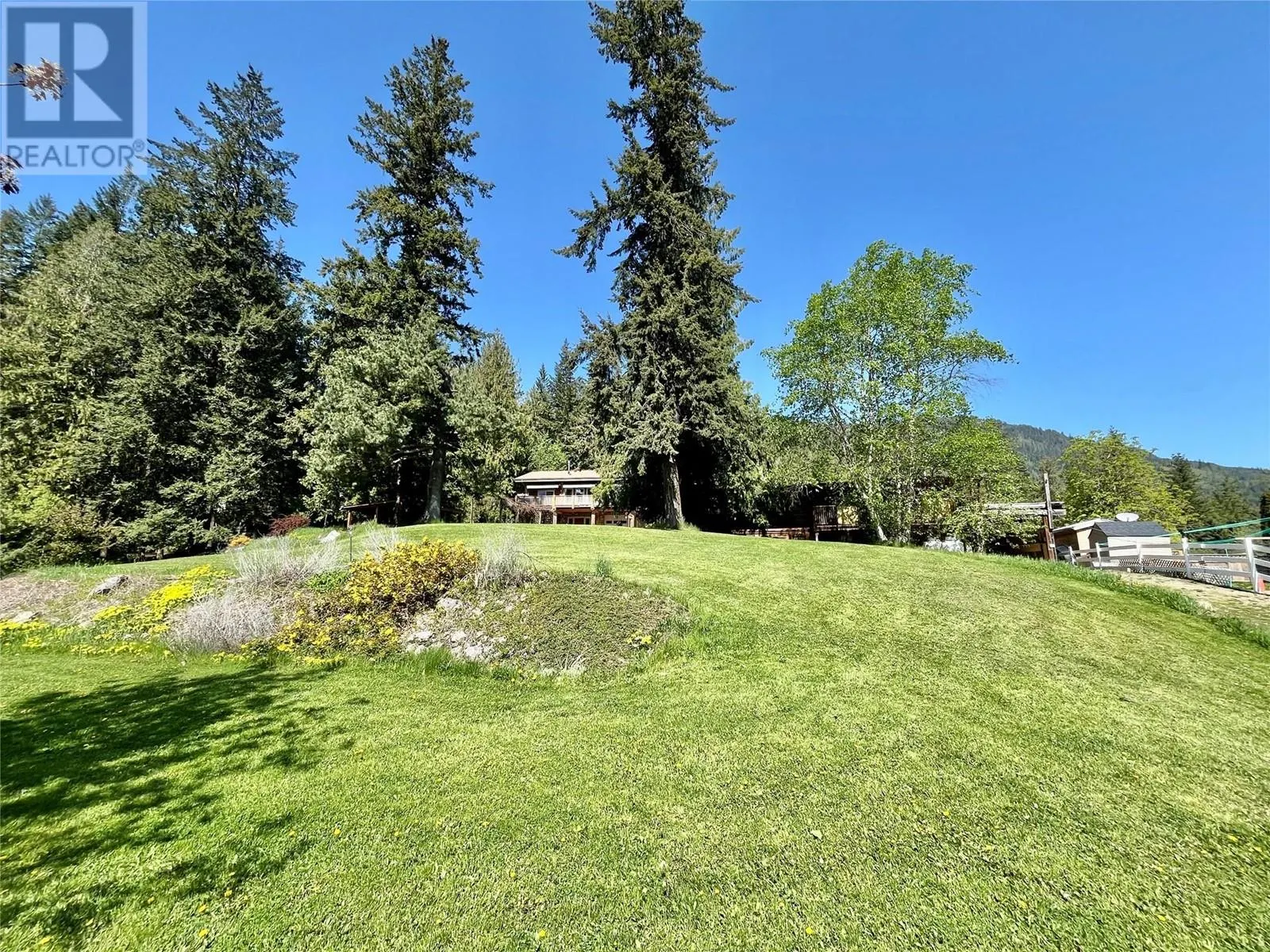 2030 Solsqua - Sicamous Road