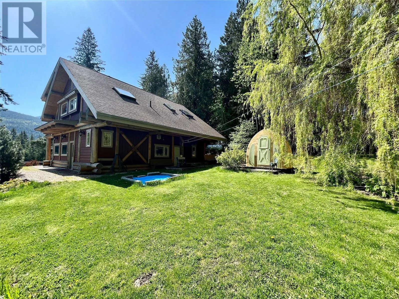 2030 Solsqua - Sicamous Road