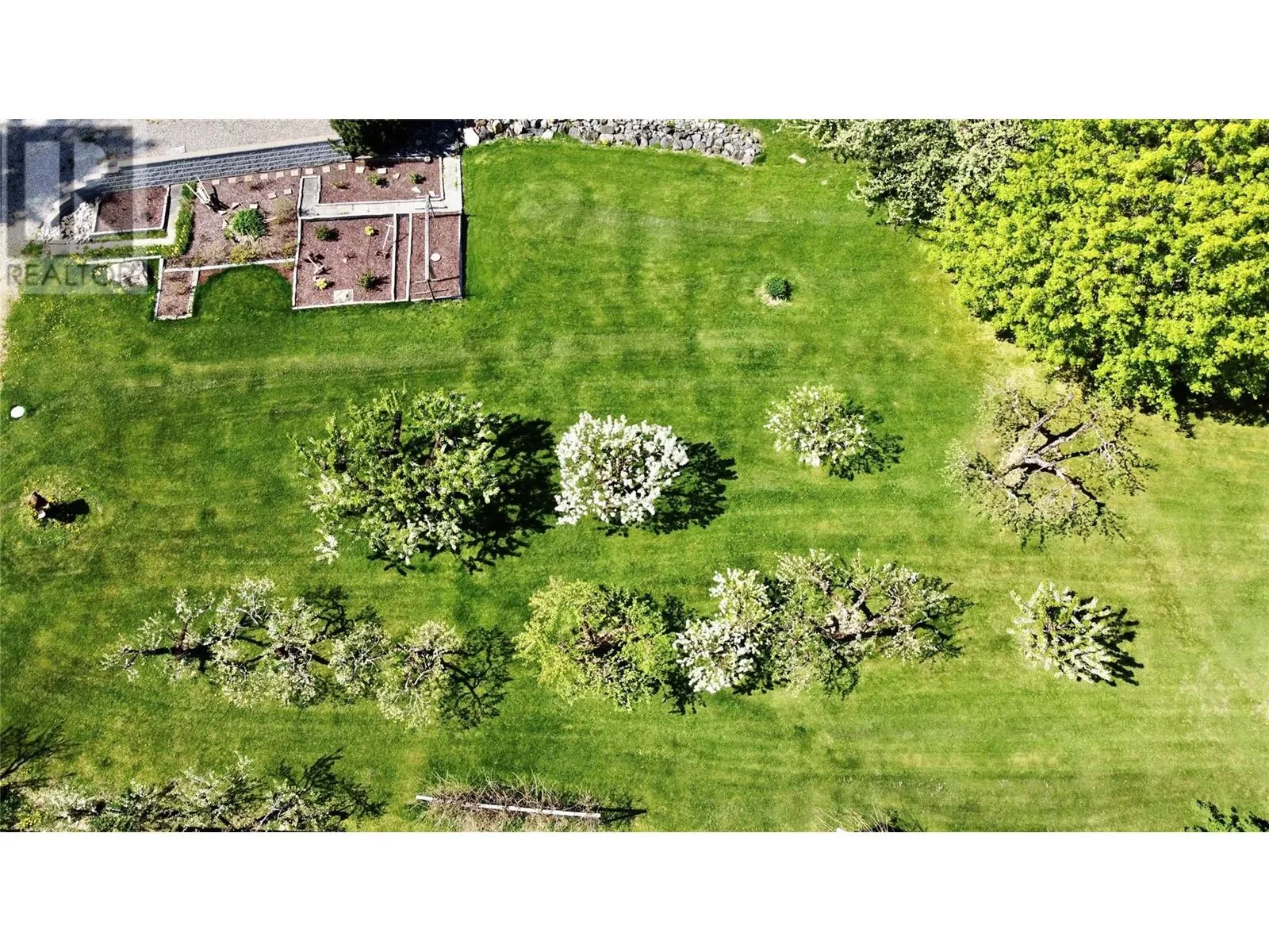2030 Solsqua - Sicamous Road