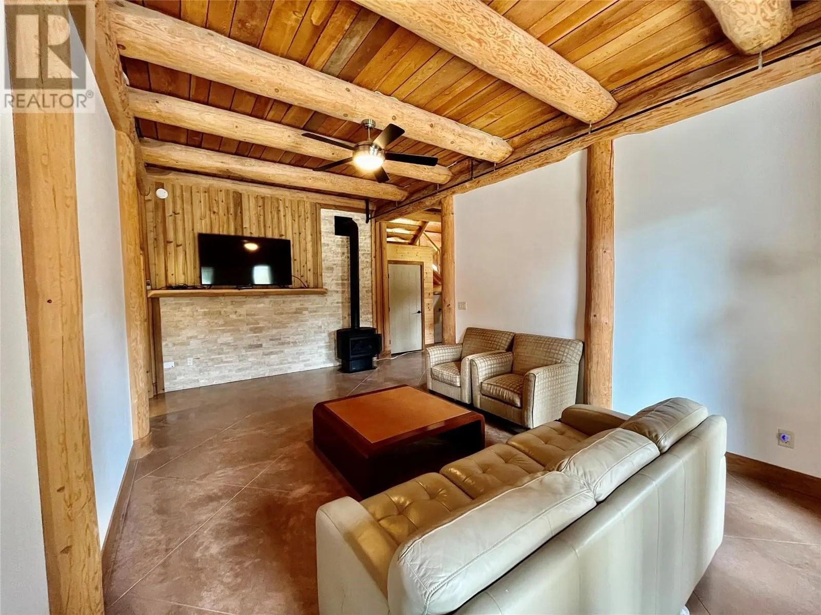 2030 Solsqua - Sicamous Road