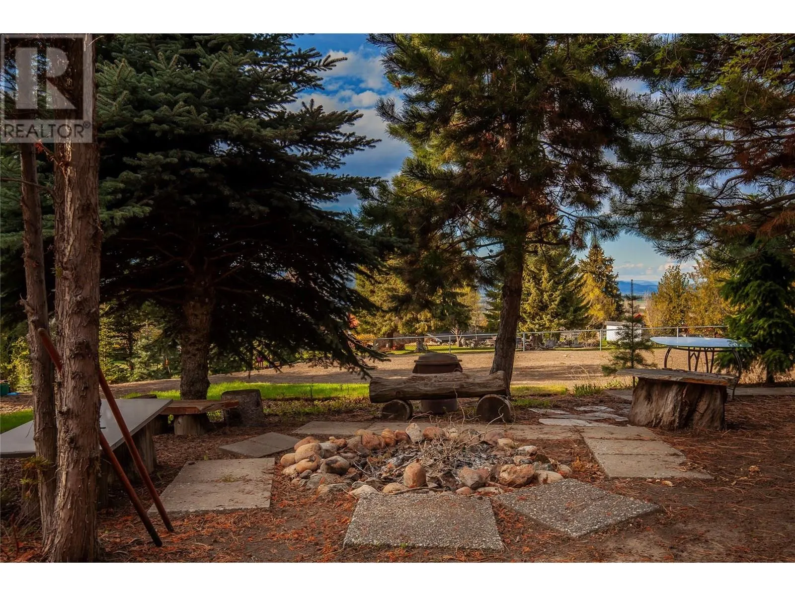 239 Stepping Stones Crescent
