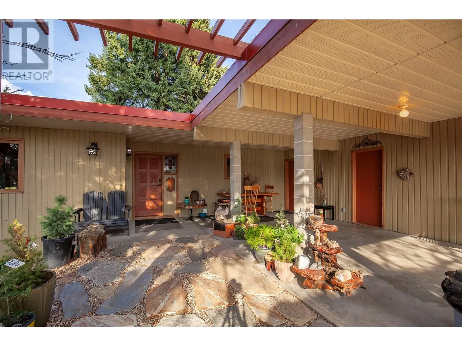 239 Stepping Stones Crescent