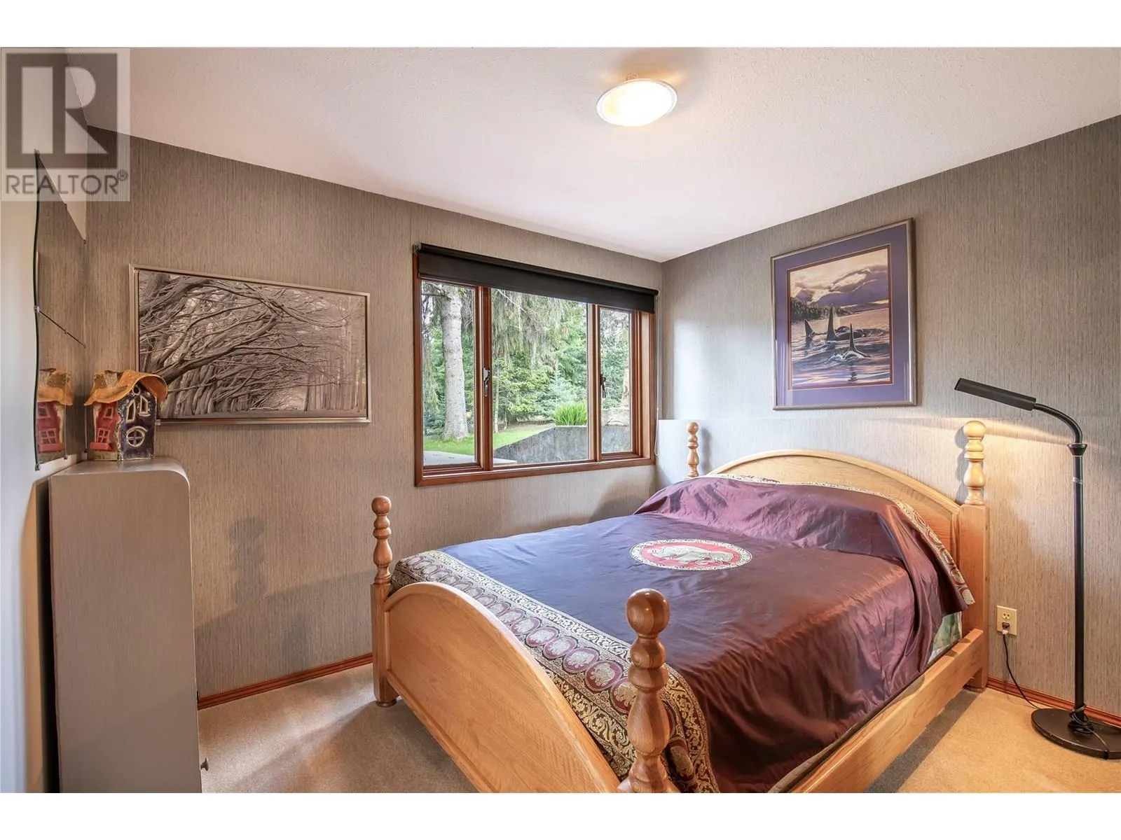 239 Stepping Stones Crescent