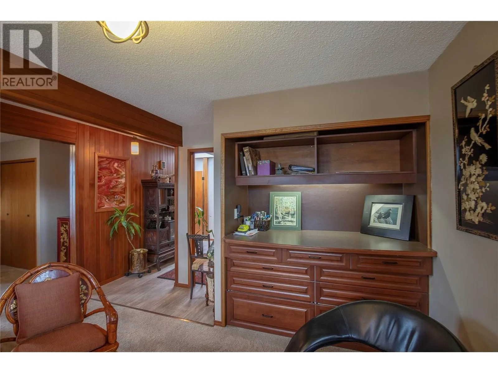 239 Stepping Stones Crescent