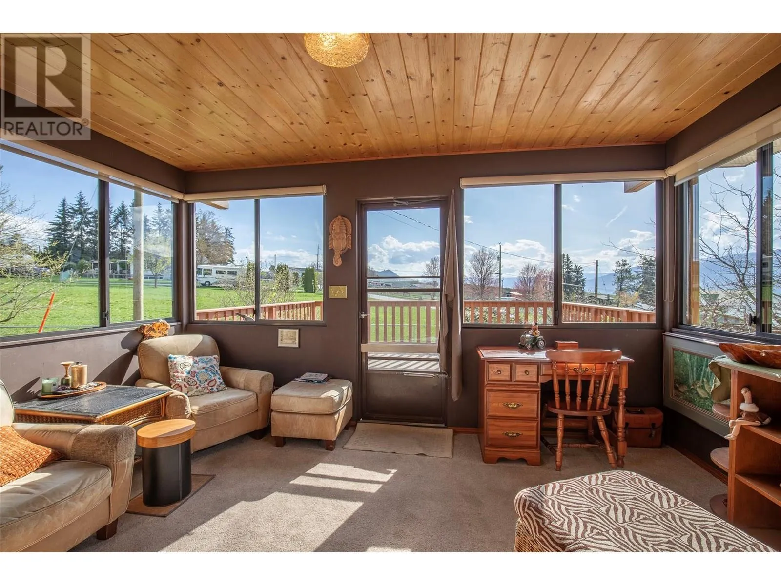 239 Stepping Stones Crescent