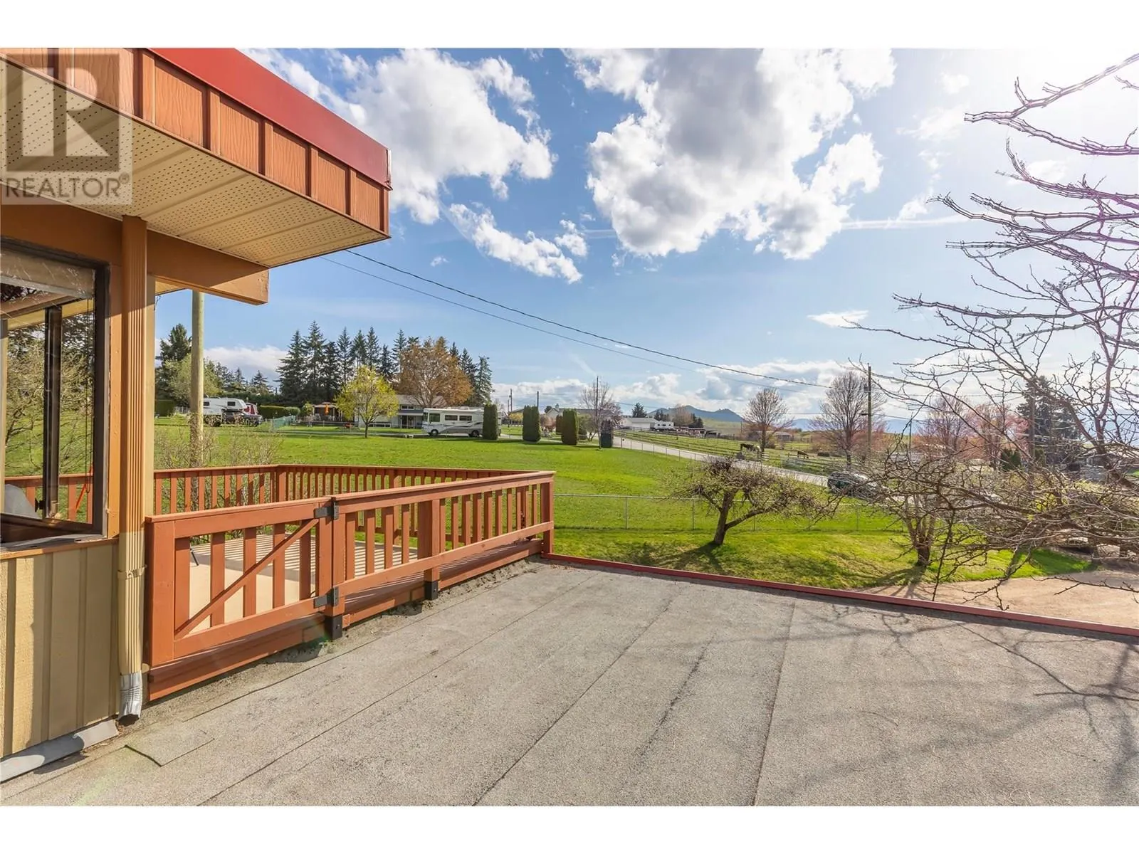 239 Stepping Stones Crescent