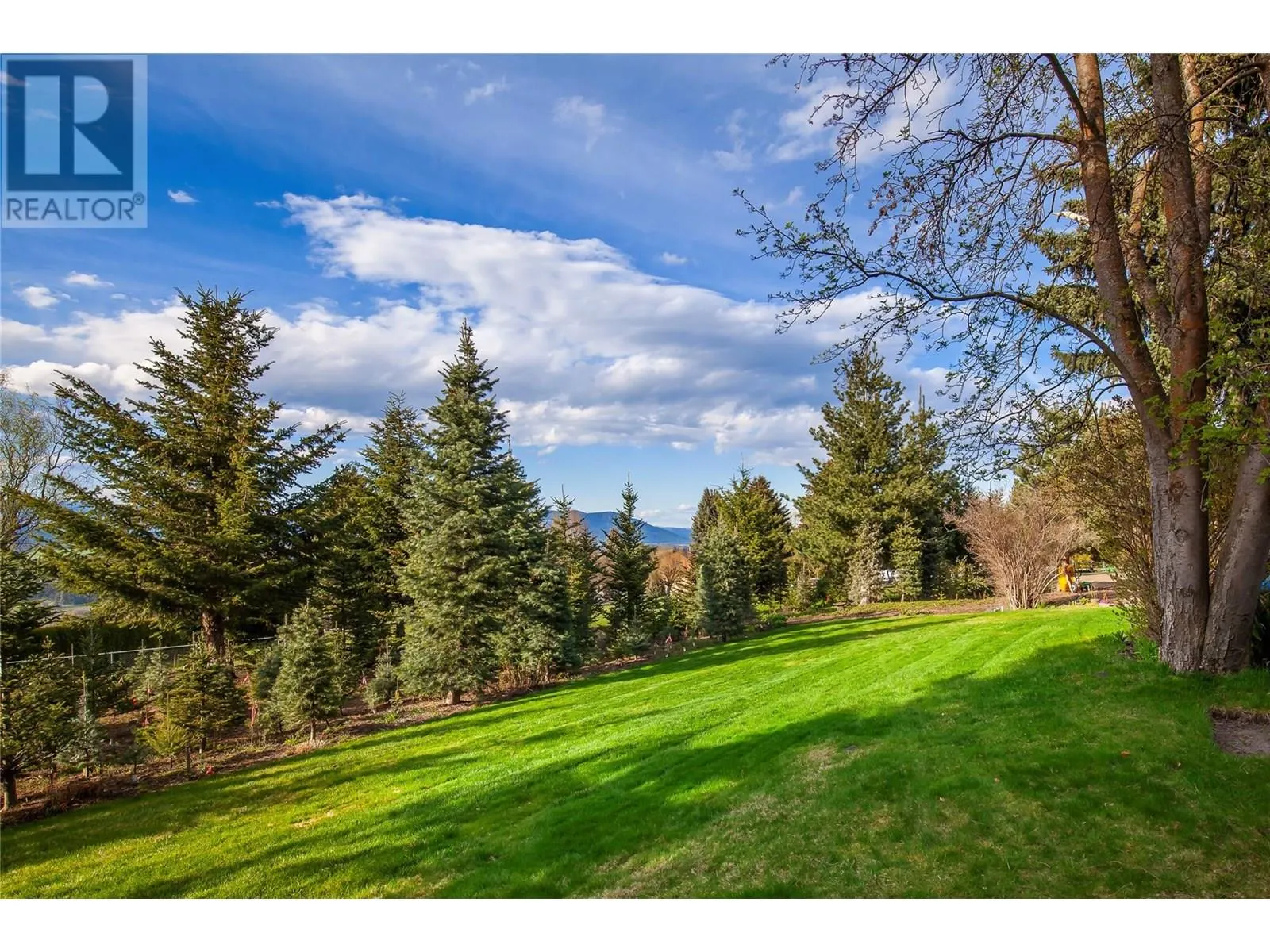 239 Stepping Stones Crescent