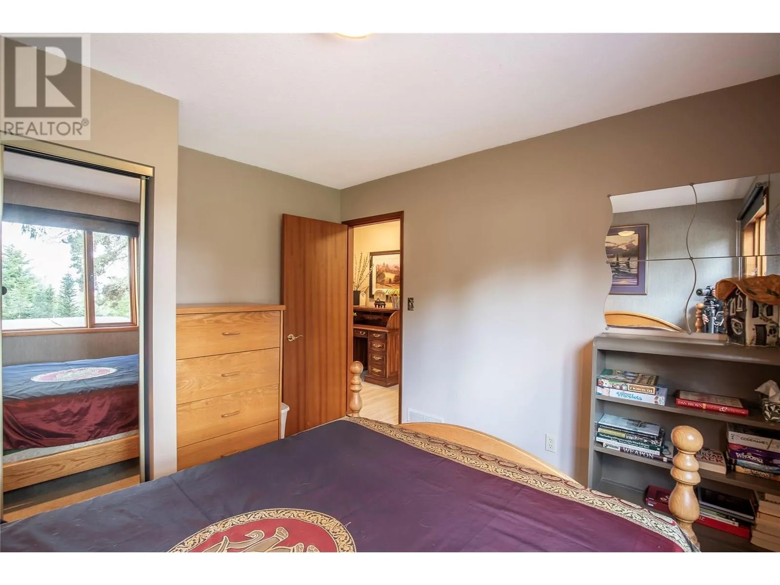 239 Stepping Stones Crescent