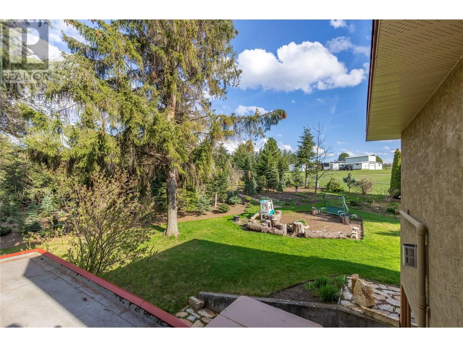 239 Stepping Stones Crescent