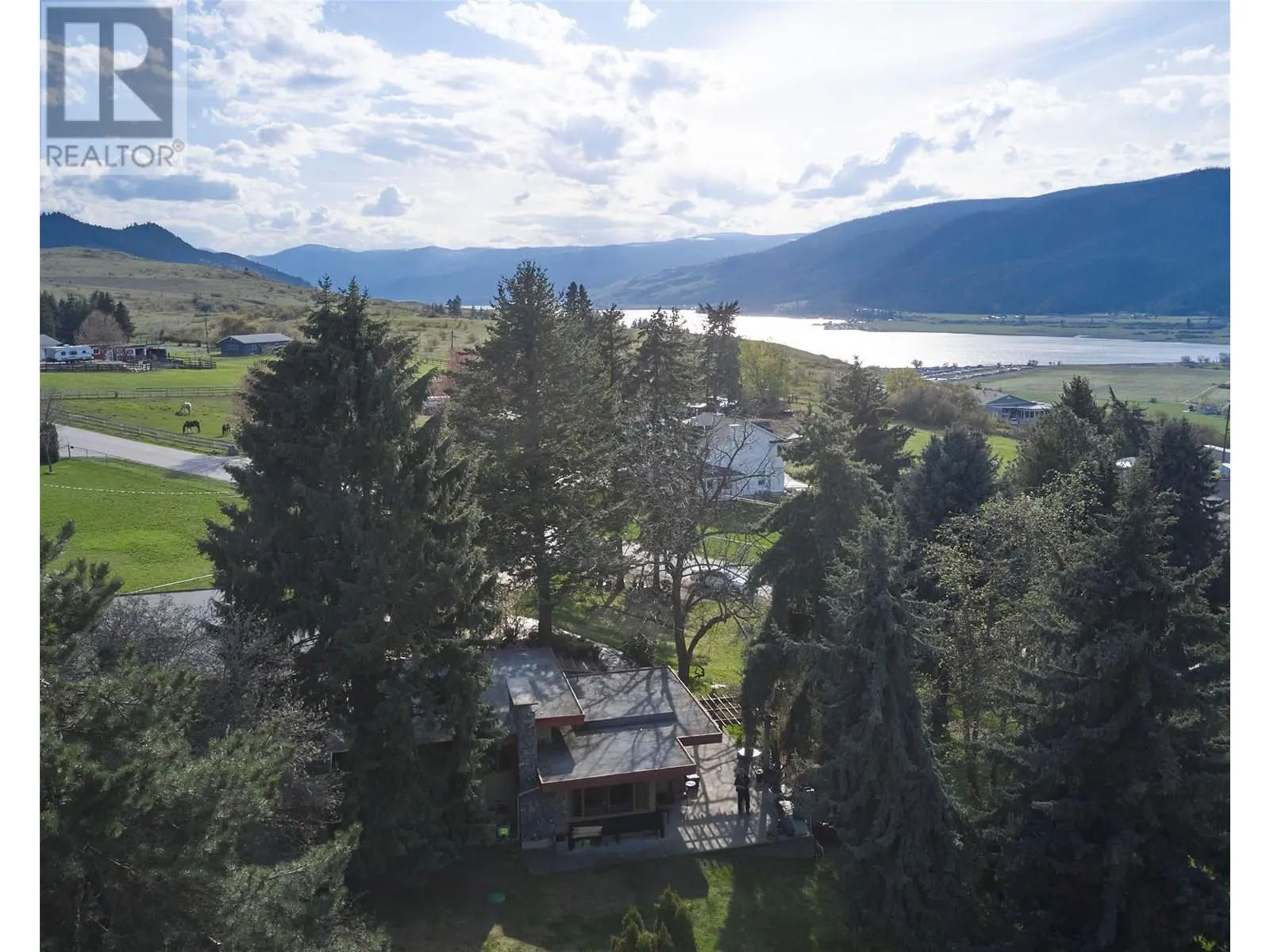 239 Stepping Stones Crescent