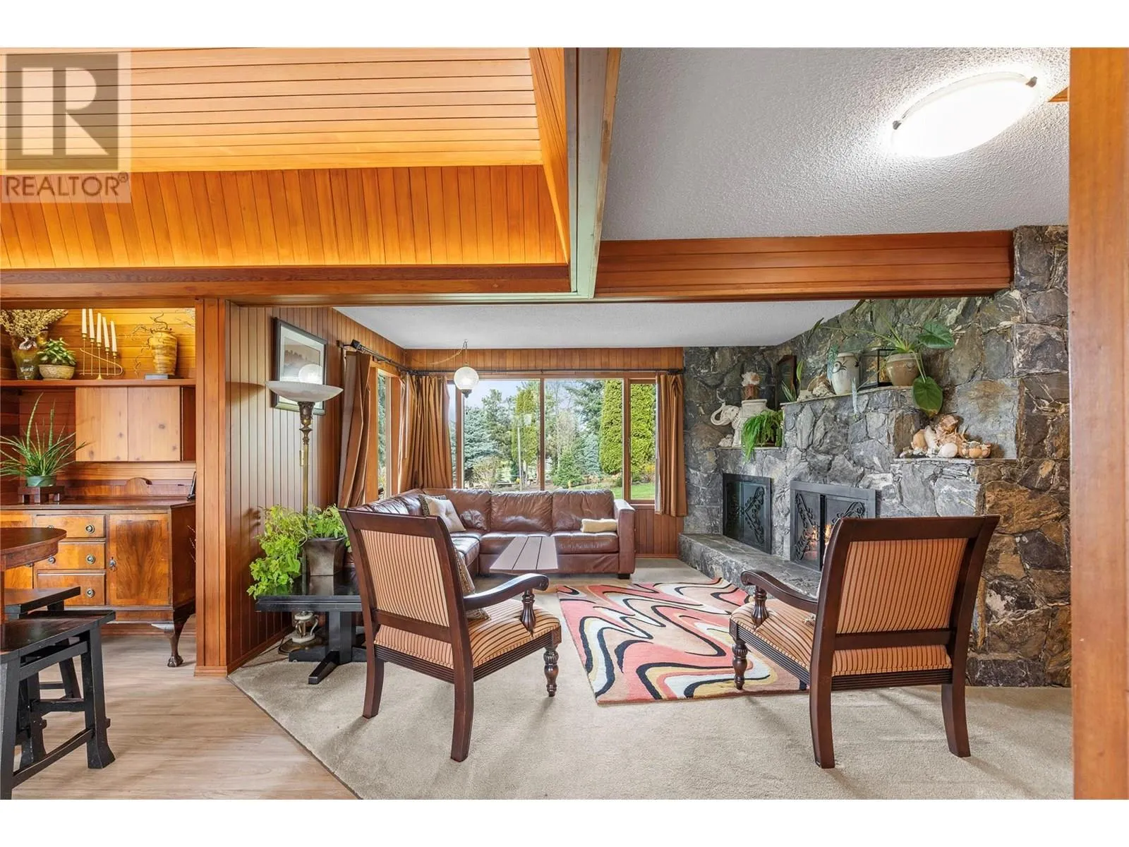 239 Stepping Stones Crescent