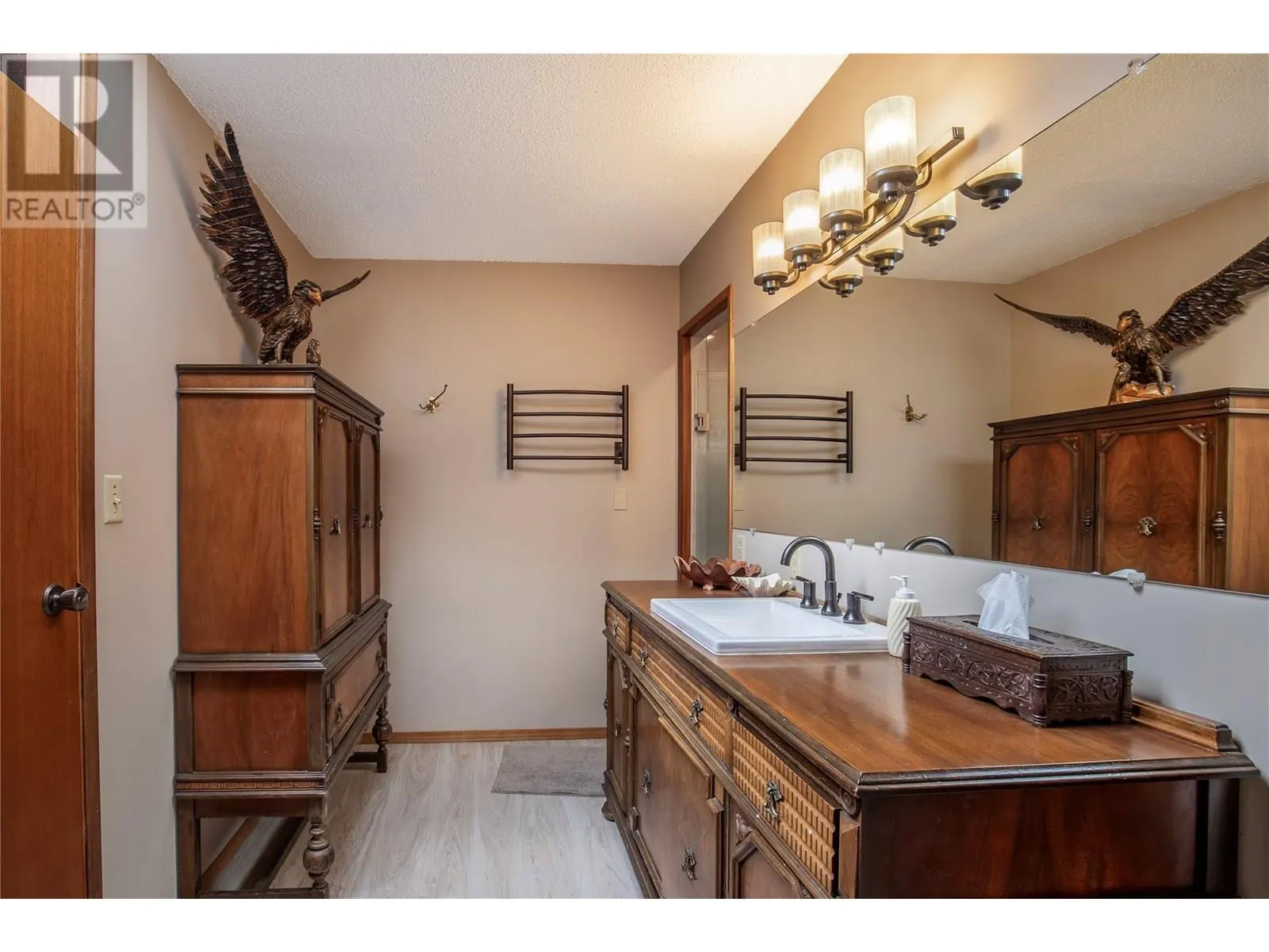 239 Stepping Stones Crescent