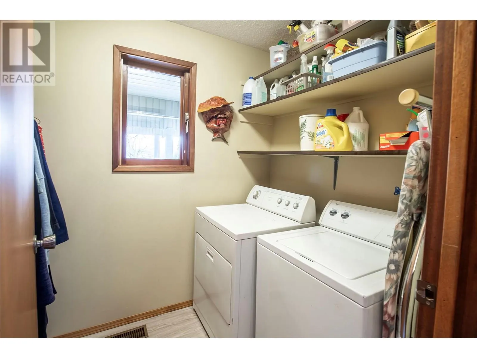 239 Stepping Stones Crescent