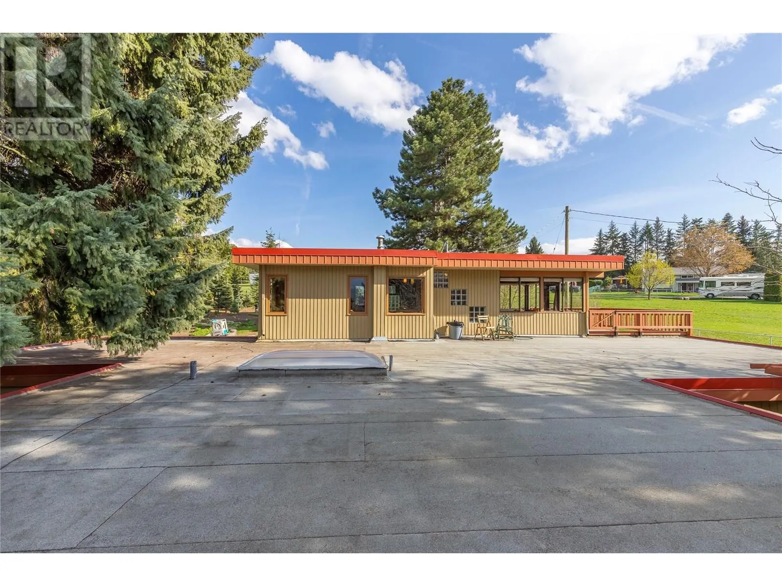 239 Stepping Stones Crescent