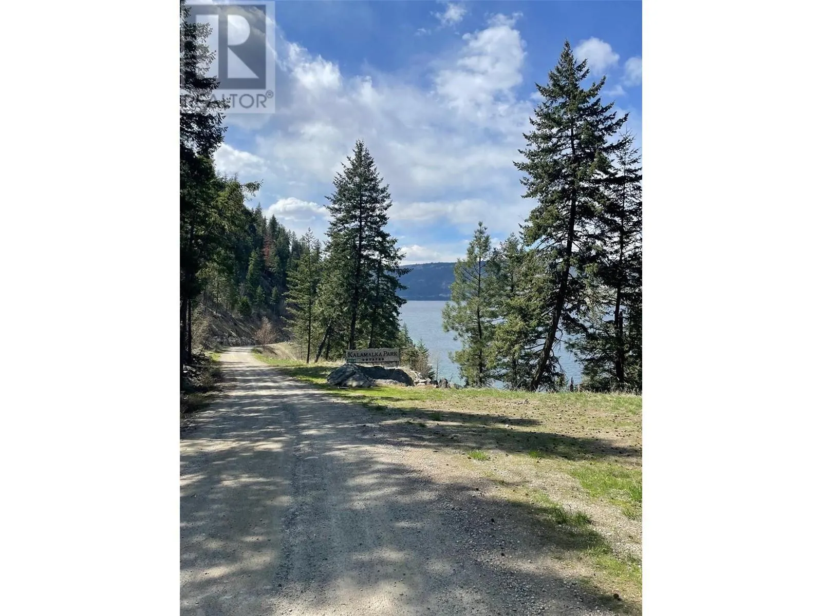 5649 Cosens Bay Road Unit# 8