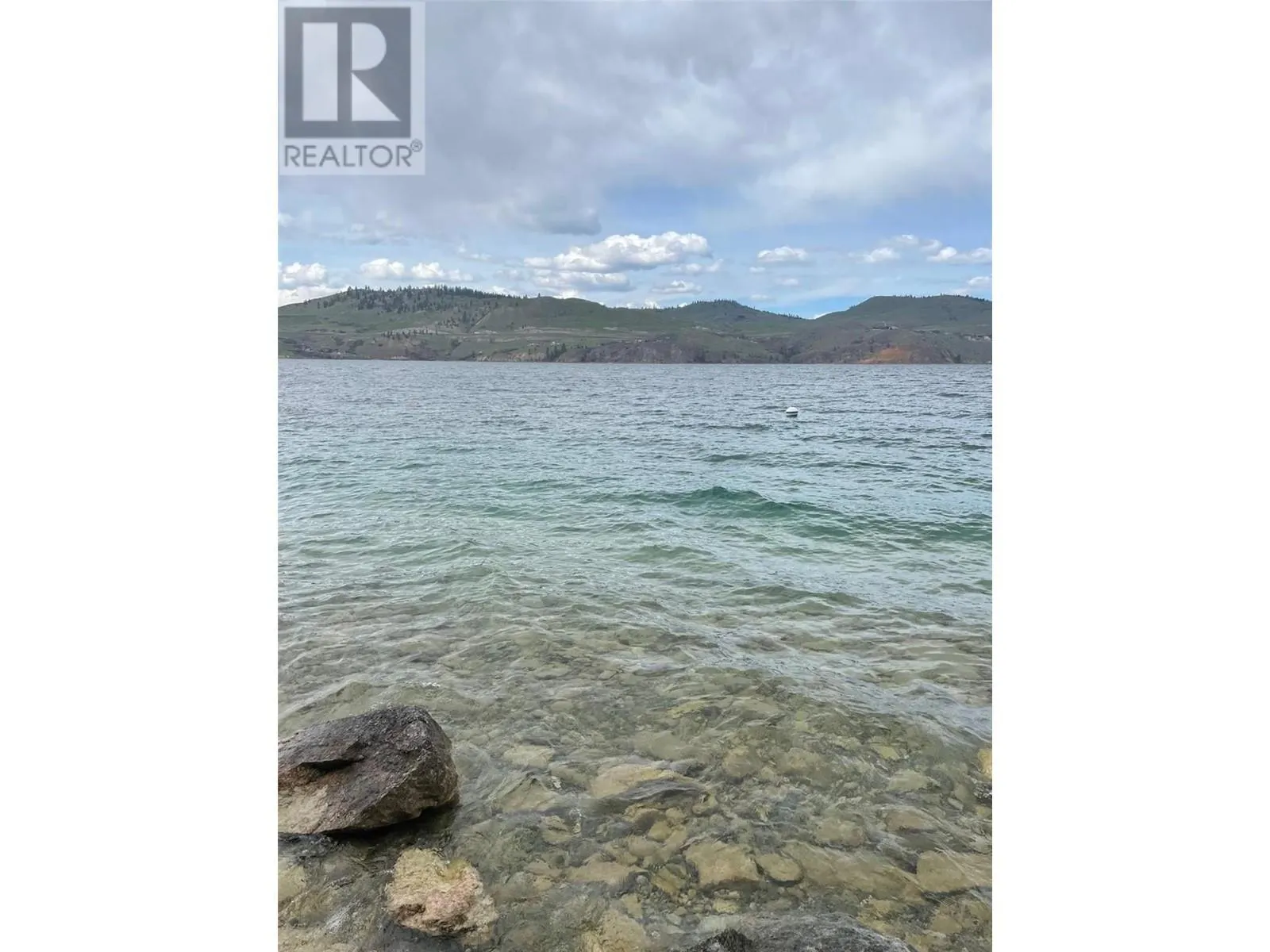 5649 Cosens Bay Road Unit# 8