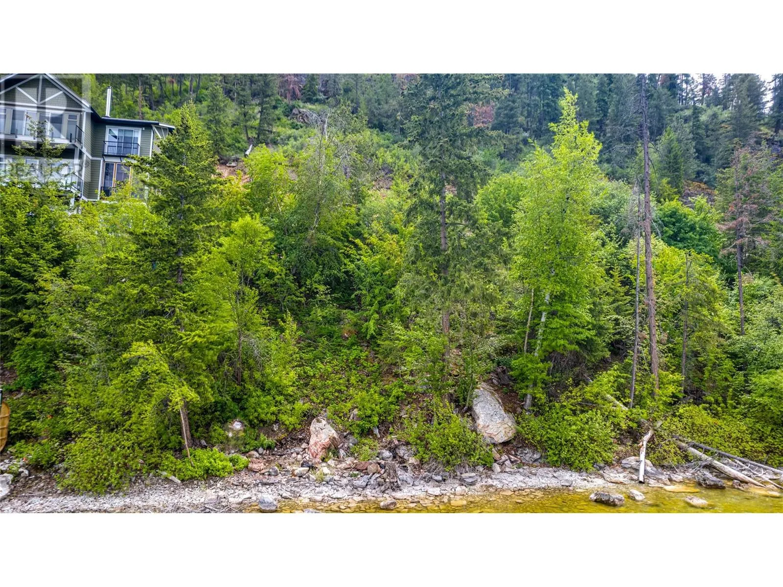 5649 Cosens Bay Road Unit# 8