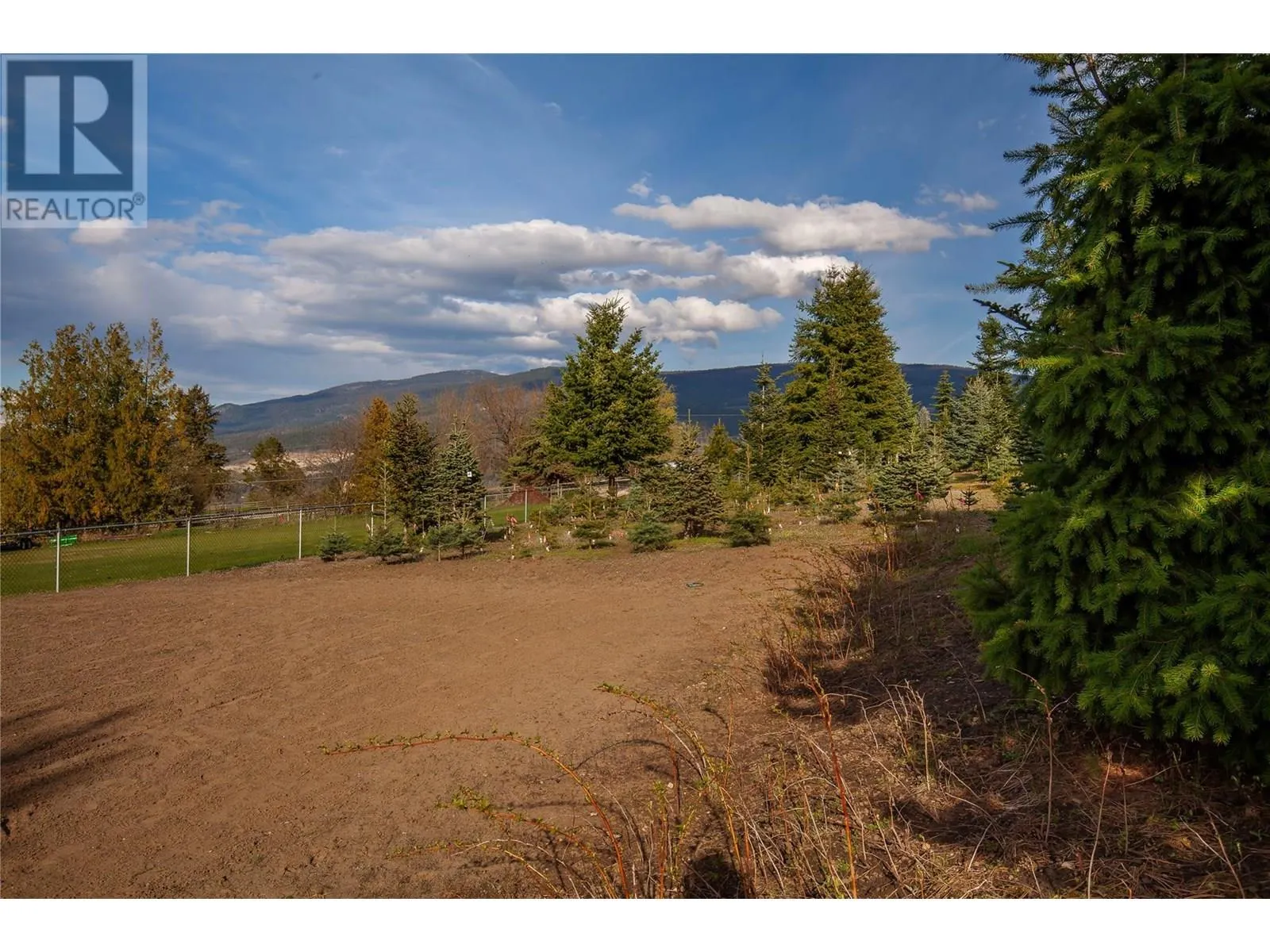 239 Stepping Stones Crescent