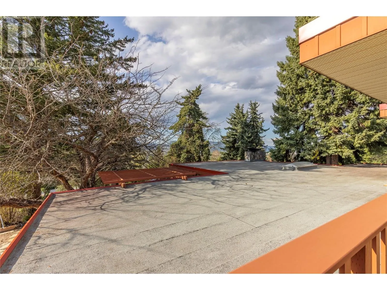 239 Stepping Stones Crescent