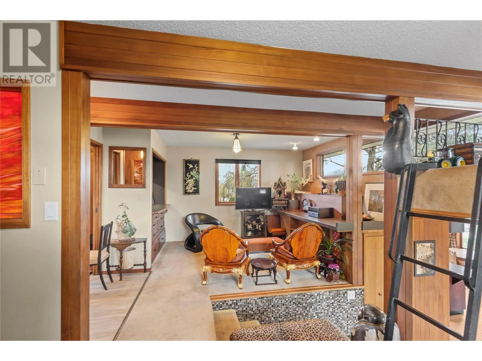 239 Stepping Stones Crescent