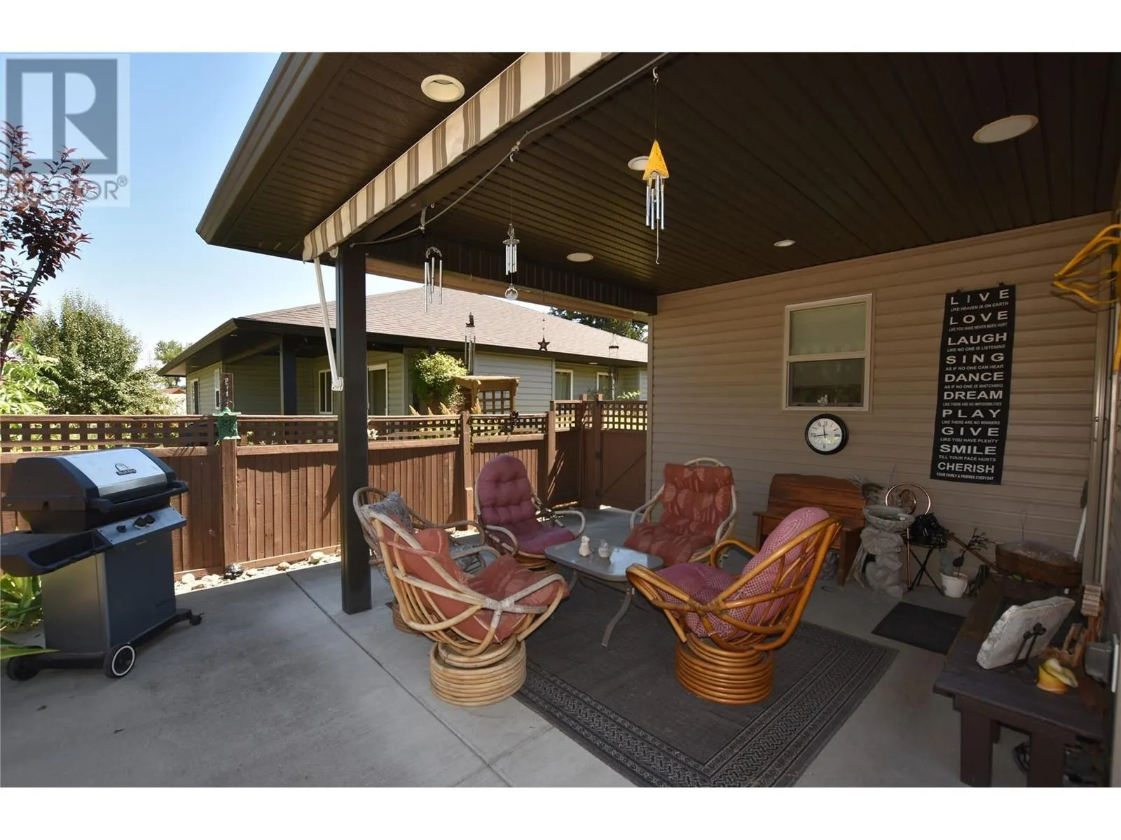 494 Kingfisher Avenue