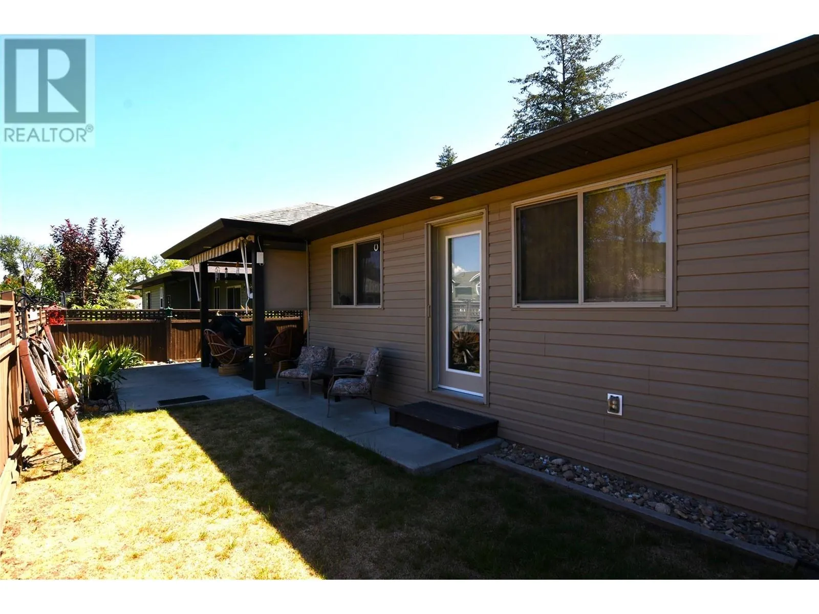 494 Kingfisher Avenue