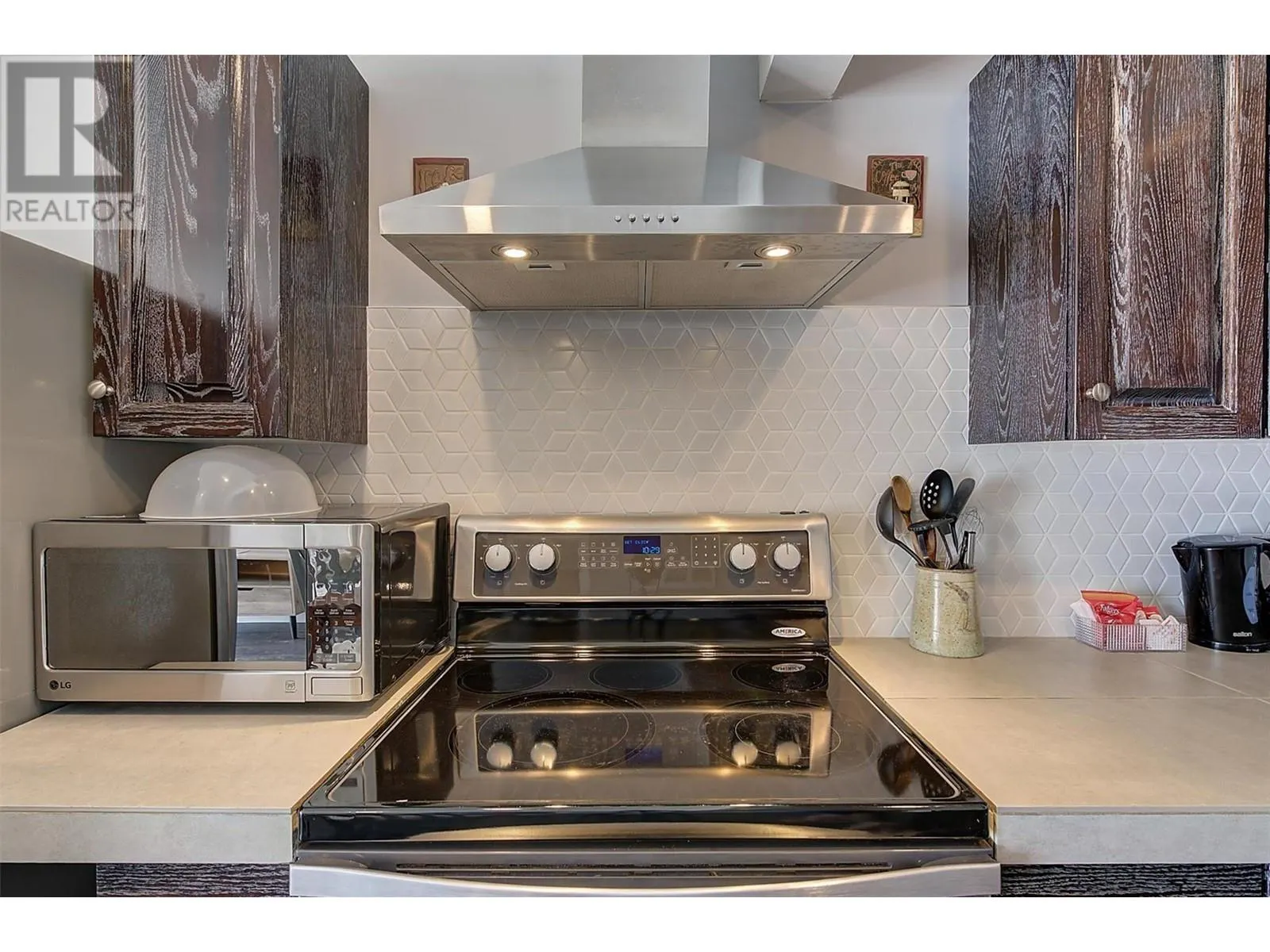 3701 Beach Avenue Unit# 11