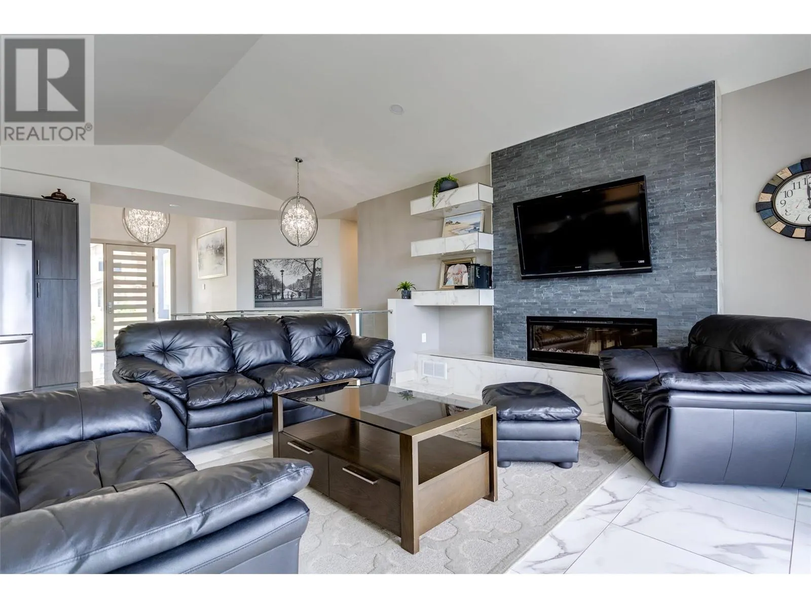 7217 Lakeridge Place