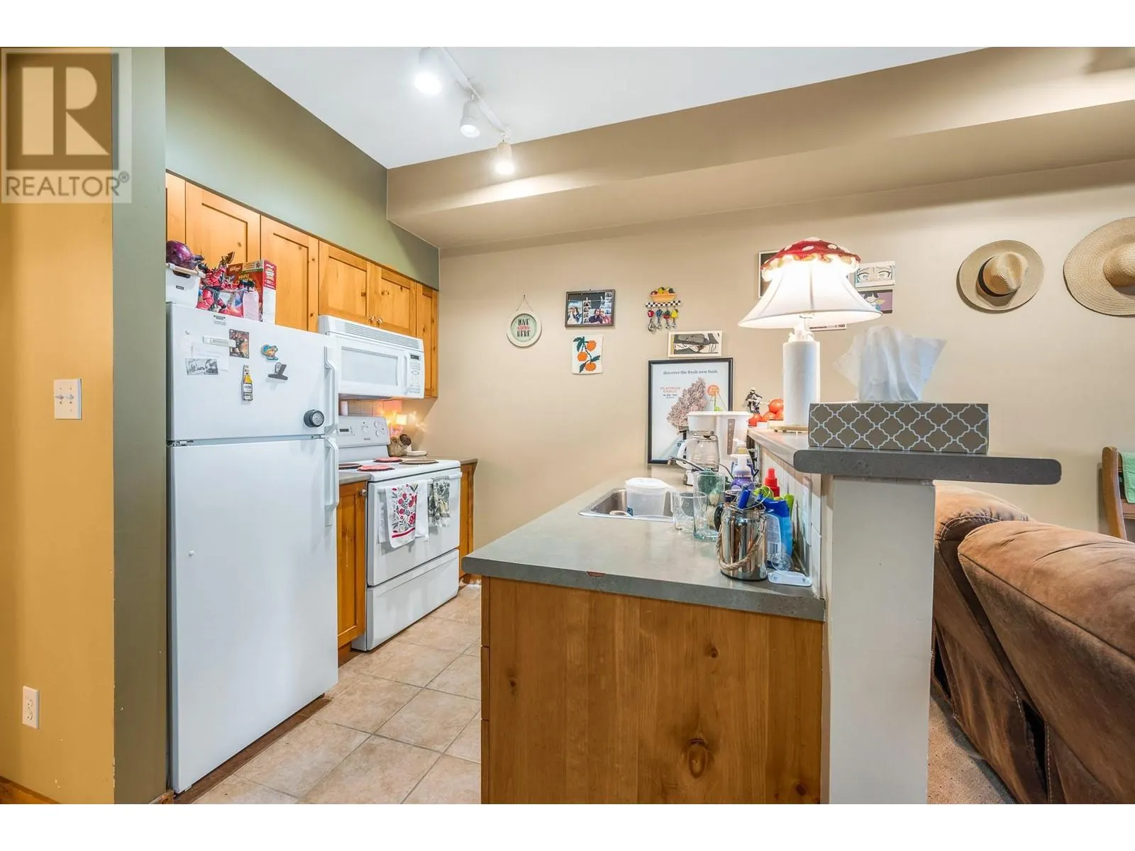 9802 Silver Star Road Unit# 104