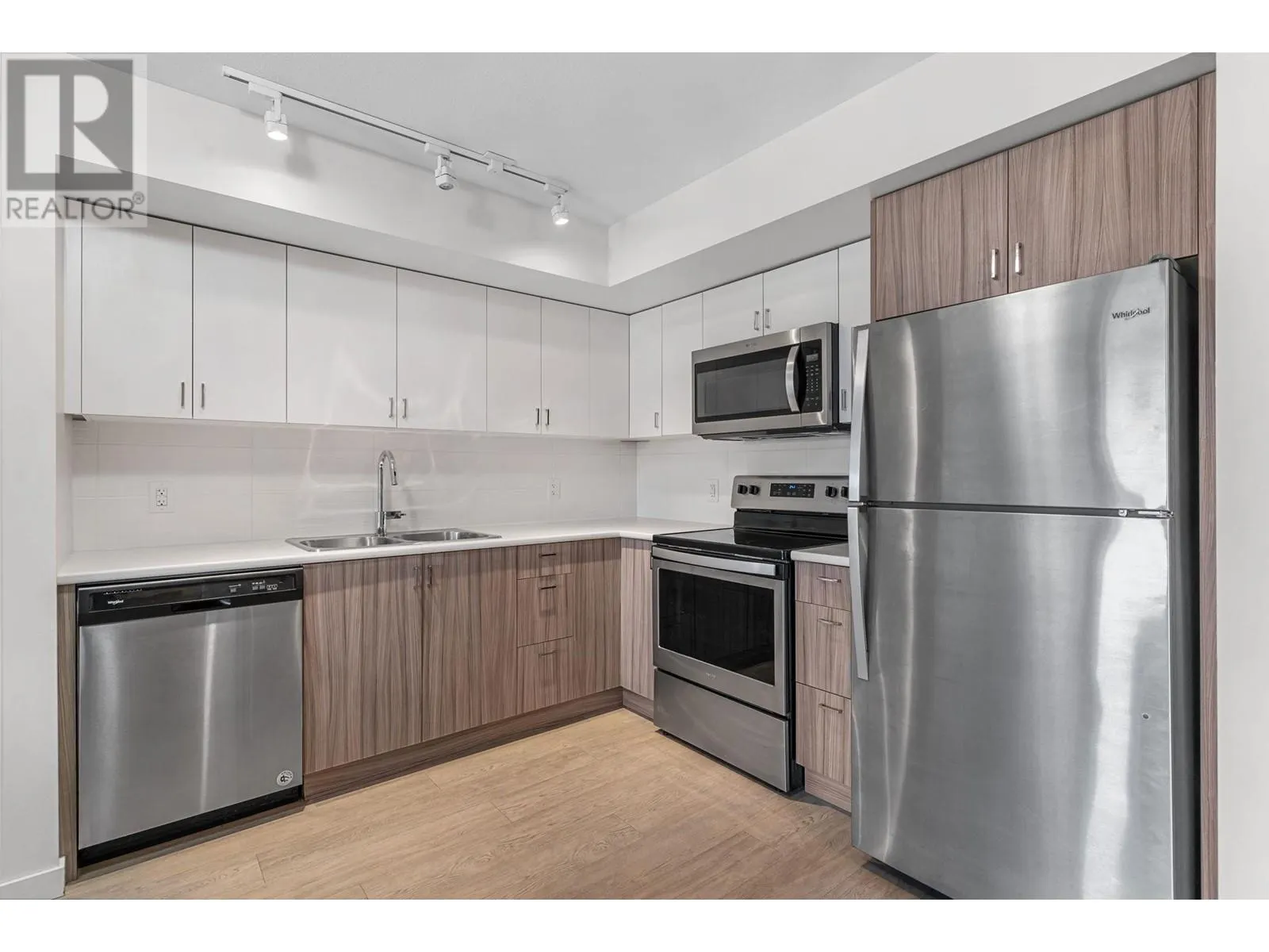 725 Academy Way Unit# 128
